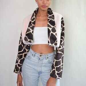 Giraffe & Pink Crop Lined Jacket | Cute Cozy Unique Cropped Animal Print Jacket